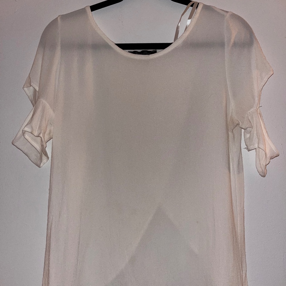 One Size (Small) White Split back, open shoulder white Top  From Honey Punch
